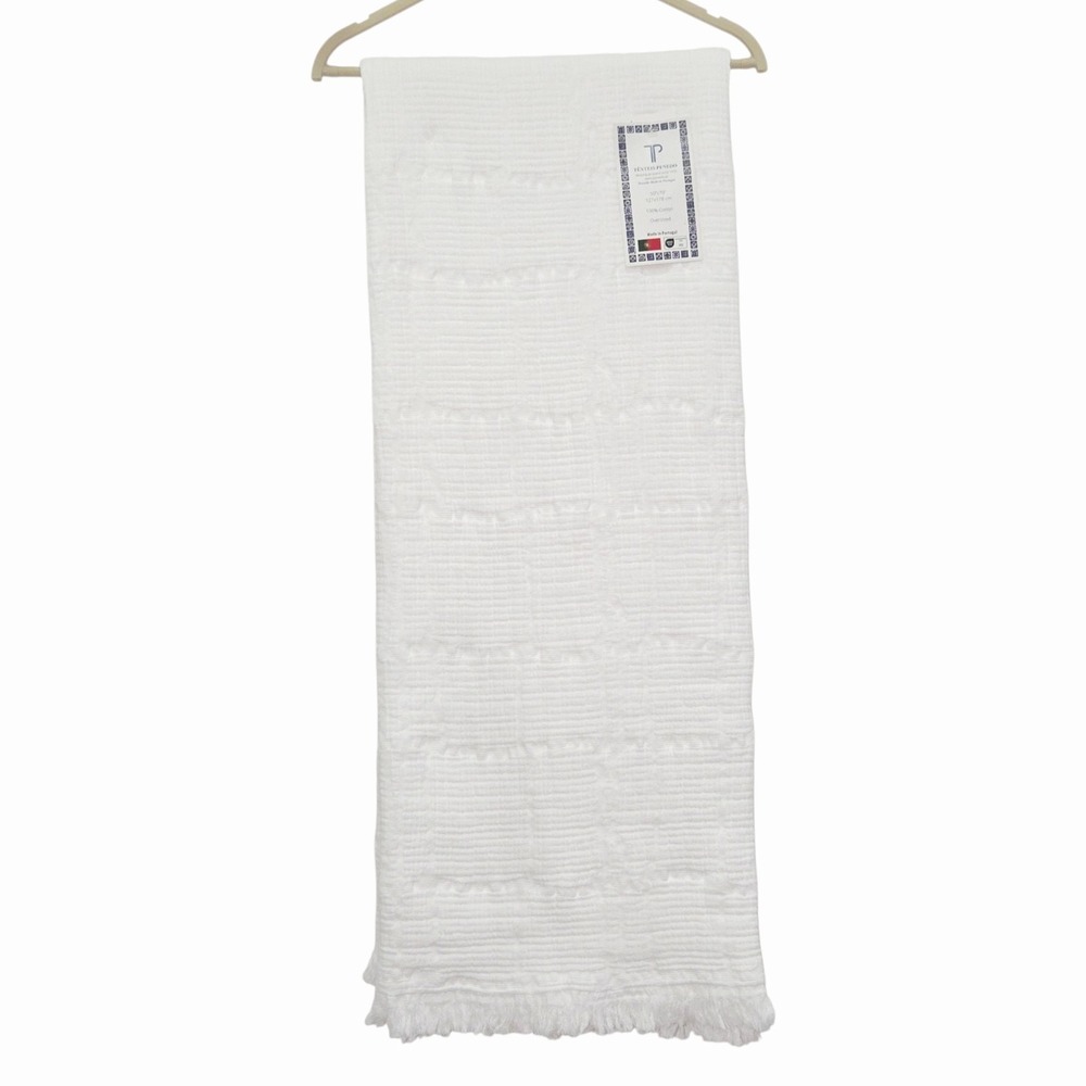 Texteis Penedo White Smocked Matelasse Throw Blanket 50x70 Made in Portugal